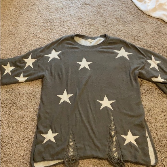 easel Tops - Gray & White Star Sweater